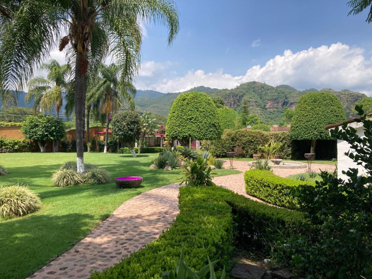 Las Cupulas Hotel & Restaurante Malinalco Exterior photo