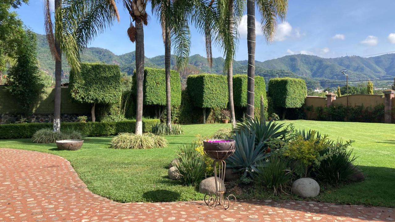 Las Cupulas Hotel & Restaurante Malinalco Exterior photo